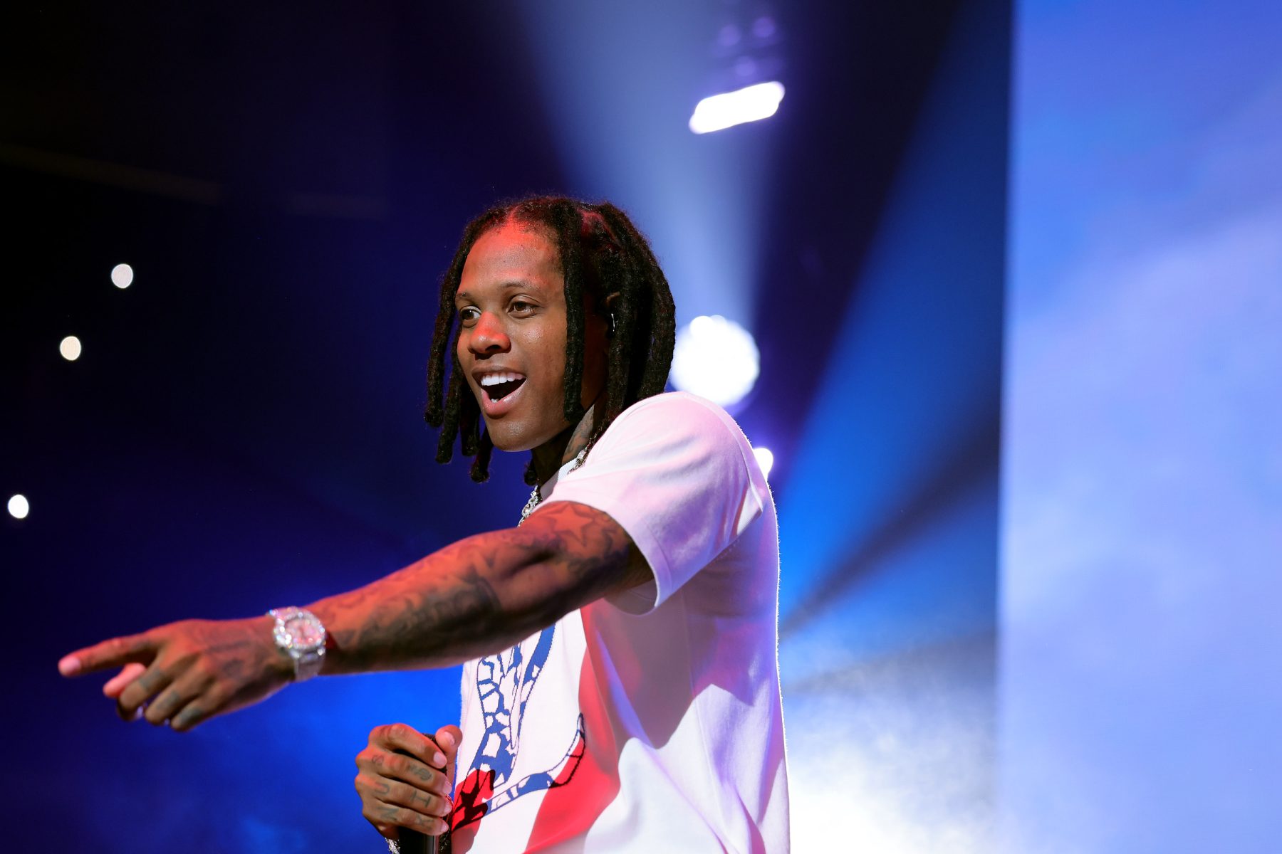NEWARK, NEW JERSEY - OCTOBER 28: Lil Durk performs during iHeart Powerhouse 105.1 at Prudential Center on October 28, 2023 in Newark, New Jersey. (Photo by Michael Loccisano/Getty Images for iHeartRad