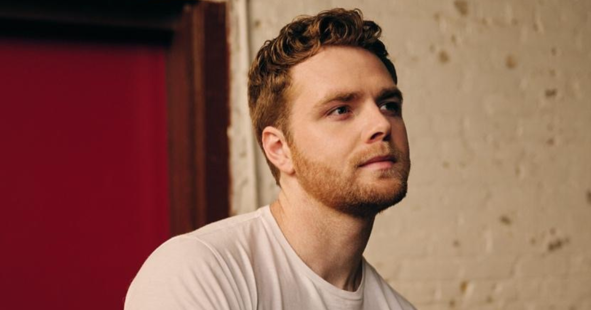 Alex Warren's single RESCUER